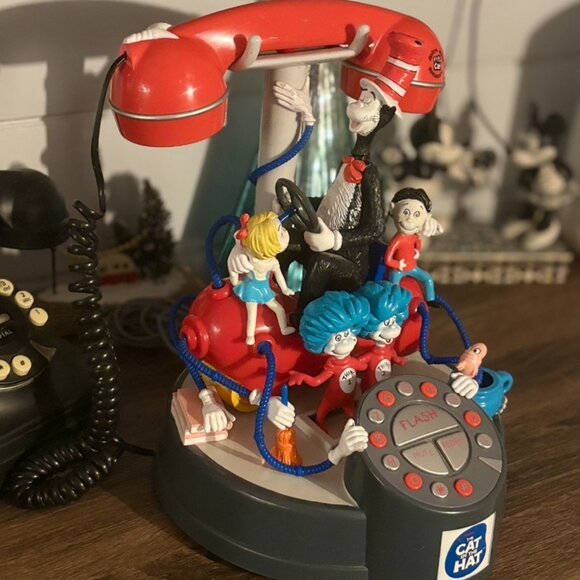 Dr. Seuss Cat in the Hat- 3D, Landline Telephone, Collectible, Vintage 2003 - Picture 2 of 12